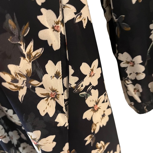 Entro Floral Print Mini Dress V Neck Long Sleeve Casual Party‎ Navy White L NWT - Picture 10 of 16